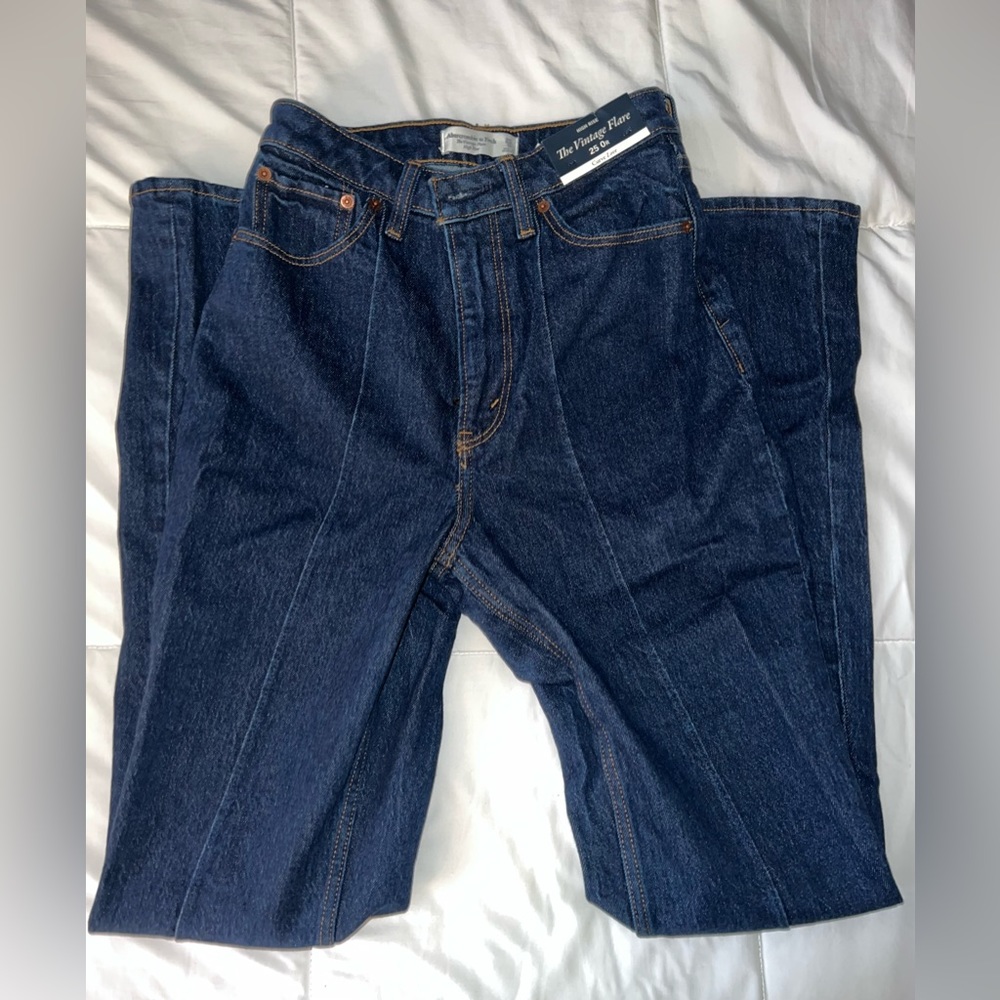 Abercrombie - The Vintage Flare Denim